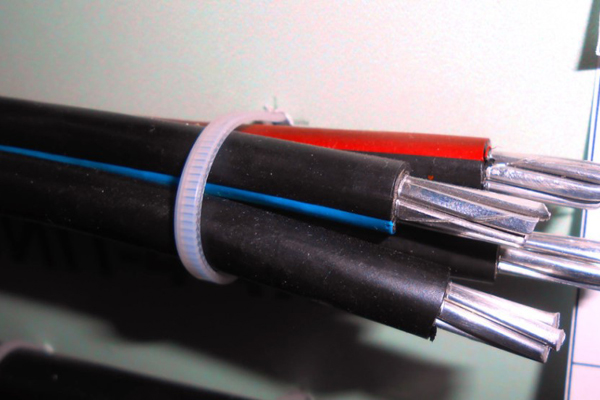 Самонесущий кабель СИП